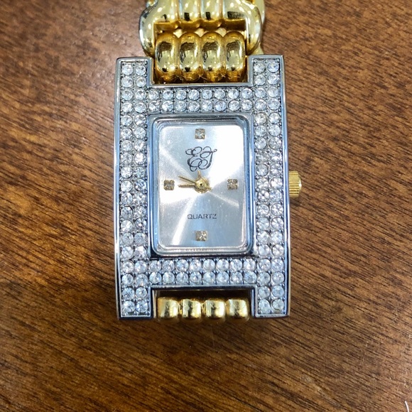 Elegant vintage EJ faux Rhinestone Quartz watch - Picture 3 of 6